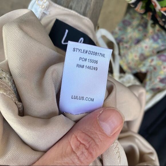 Lulu’s Delicate Darling Beige and Ivory Lace Bodycon Dress size XS - Picture 12 of 15